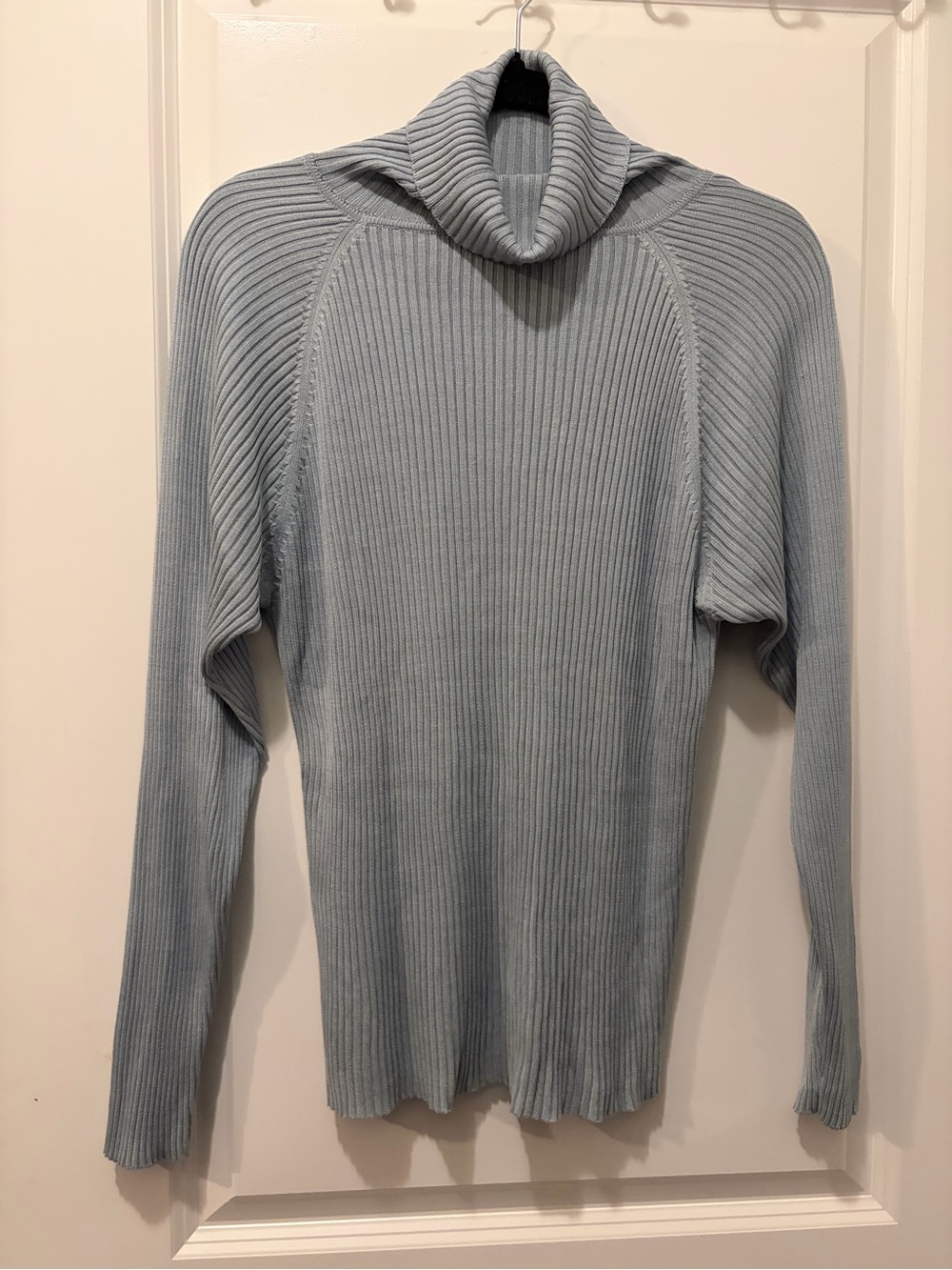 Vintage Ann Taylor 100% Silk Light Blue Ribbed Turtleneck Sweater - L